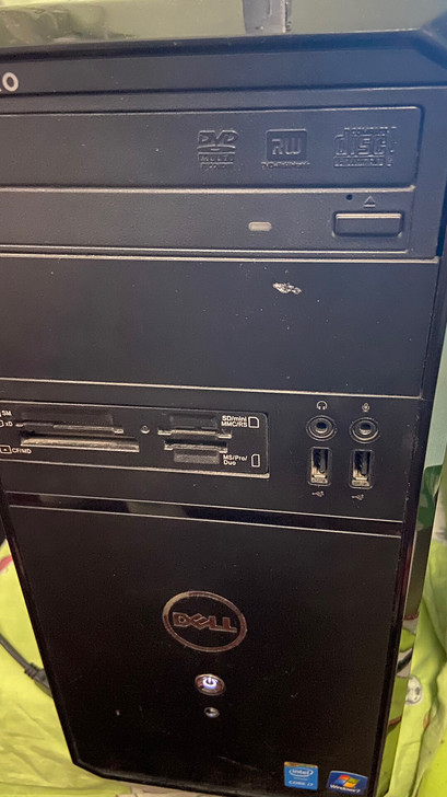 DELL V3900的台式机主机，配置如图...