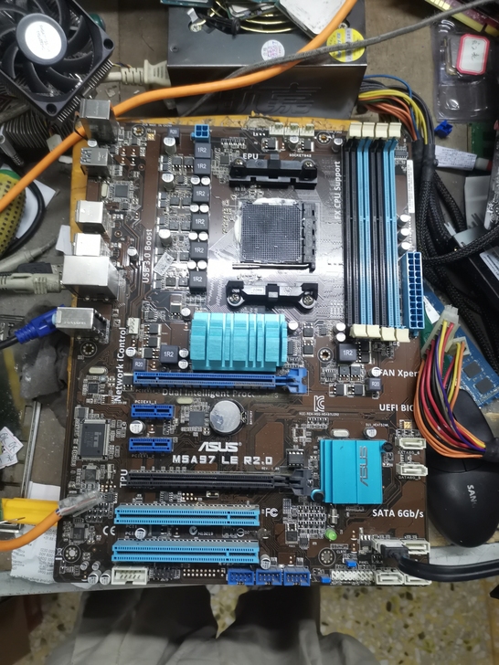 华硕M5A97  LE R2. 0 实物拍...