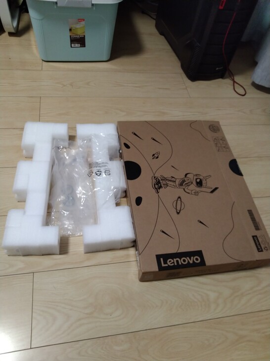 联想小新-15笔记本电脑包装盒两个，联想小...