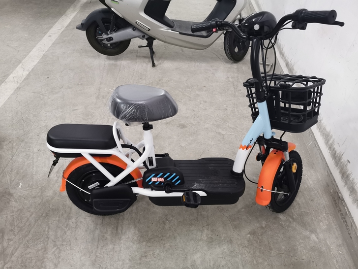 北京市海淀区,出手爱玛电动车,48V12A...