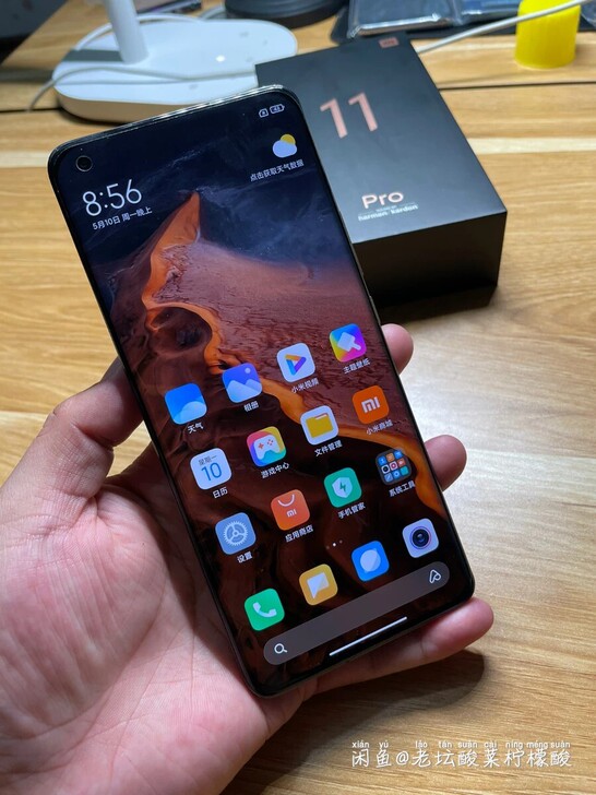 小米11 Pro 运存8+256G，外观9...