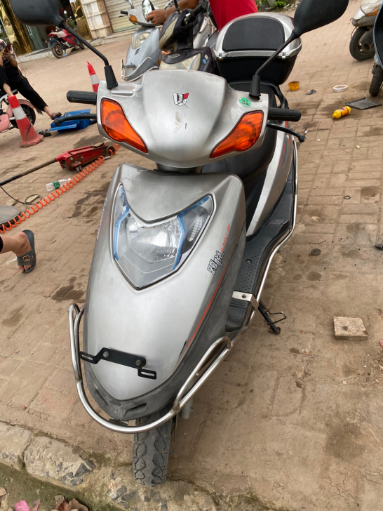 钱江跨越125踏板摩托车，有牌照，有手续，...