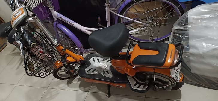 转让爱玛电动车
