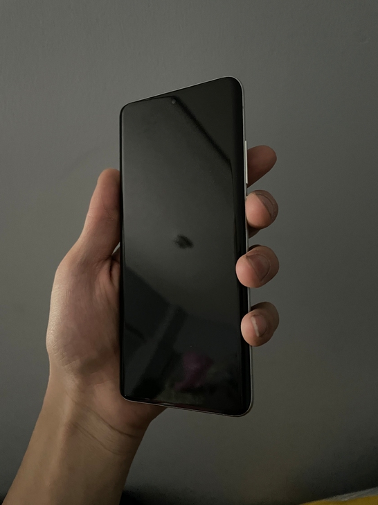 魅族 18,8GB,256G,有轻微使用痕...