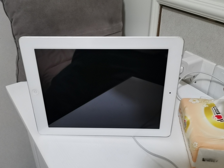 孩子学习用的ipad,现在8成新,可以正常...