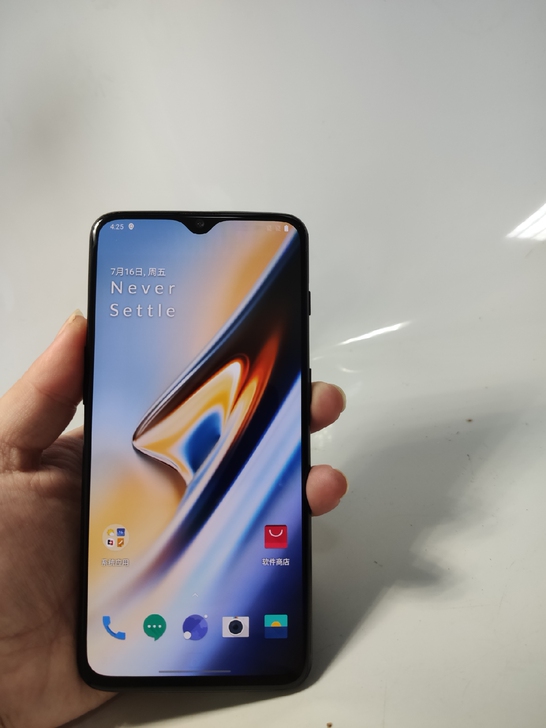 一加6T 8+128 黑色 特价 包邮