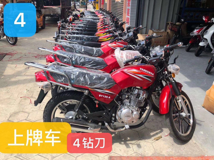 仿刀125摩托车，全新 带牌销售，桂Ｒ广西...