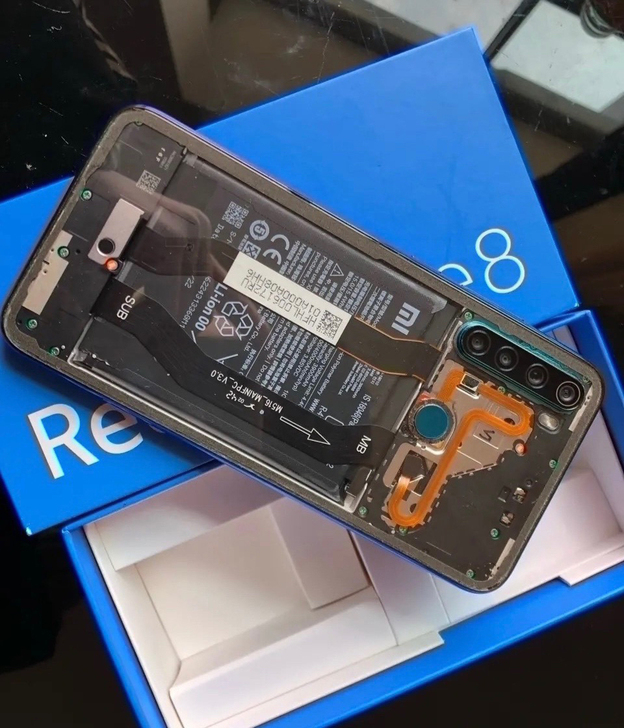 红米 note8 664g 买了差不多一年...