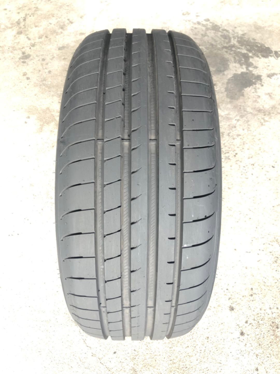 固特异225/45R18F1  适配于领克...