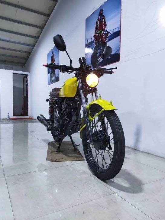 特价出售本田复古125，二手摩托车男装车街...