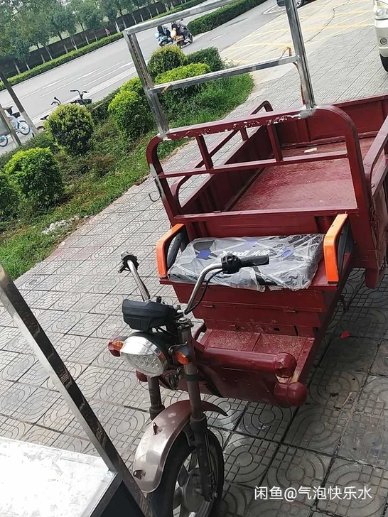 自用三轮车有2年了车厢长一米六，宽110，...