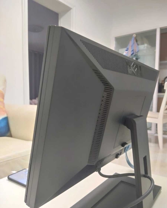 求购20寸戴尔显示器...