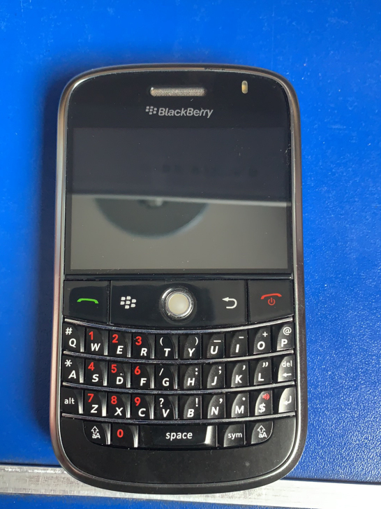 黑莓9000,功能正常,真皮后壳,支持3g...