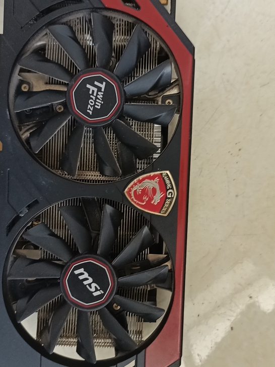 微星gtx660红龙2g，电脑换显卡刚换下...