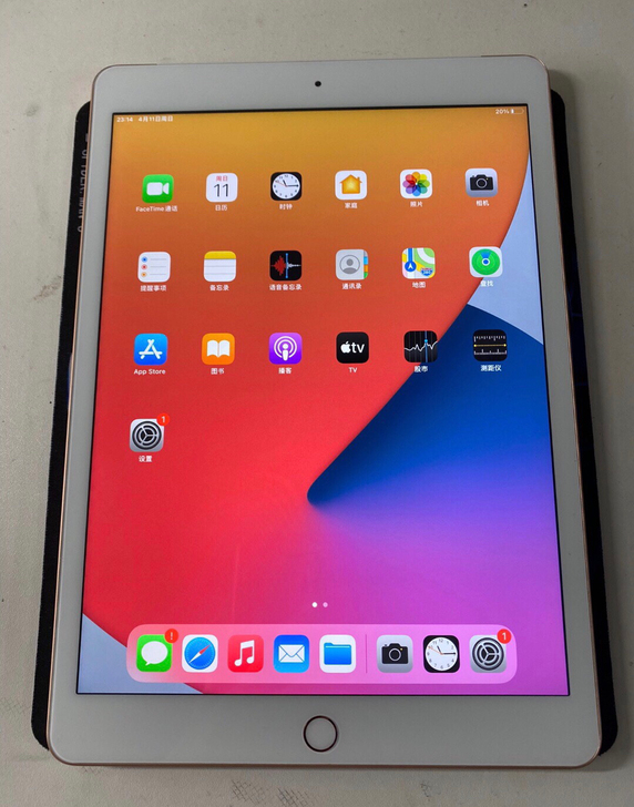 女生自用 平板ipad2019 32G 9...