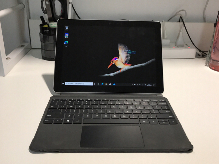 surface go 4g 64g  还在...