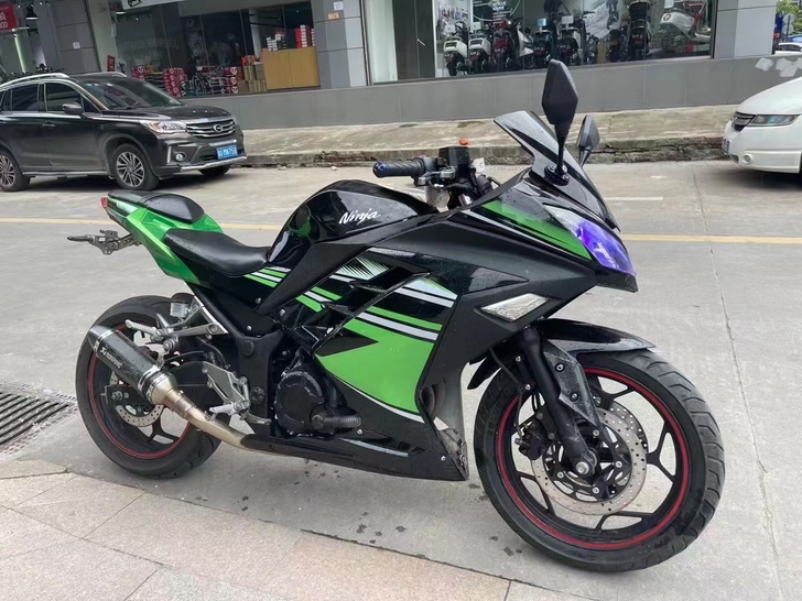 特价出售双缸400cc小忍者，全车原装，价...