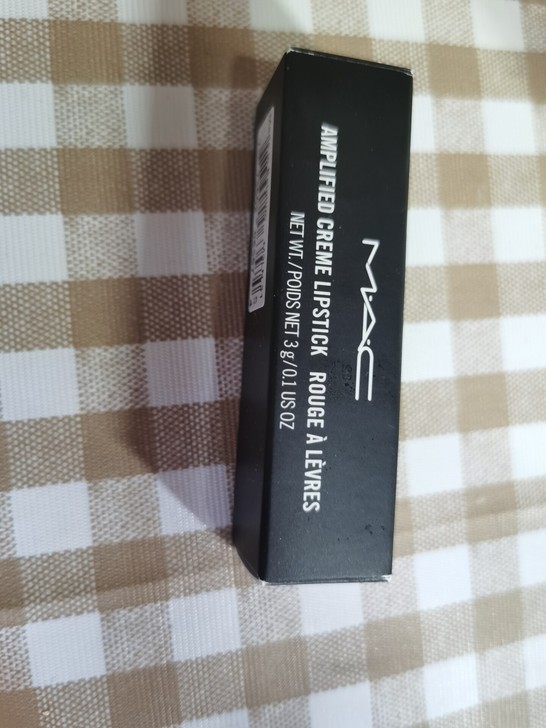 mac口红 vegas volt 仅手臂试色