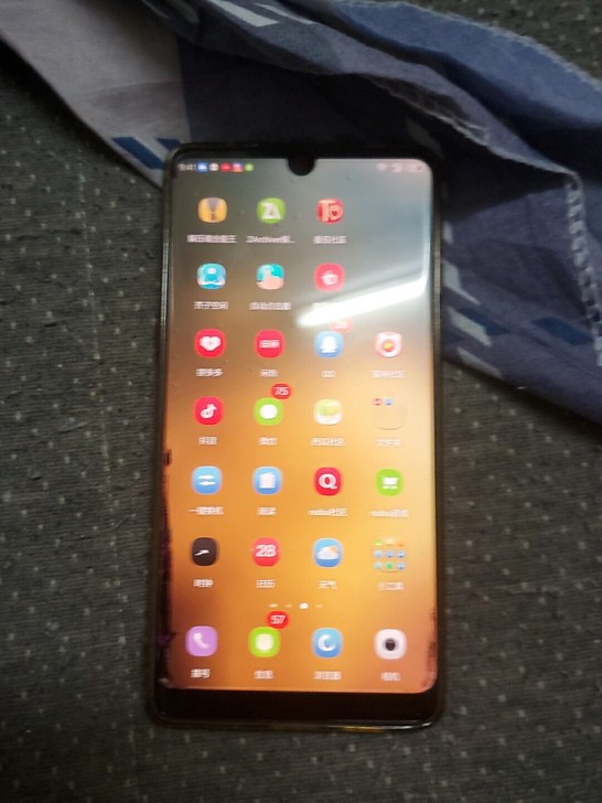 努比亚z18骁龙845有点小漏液不影响的吧，
