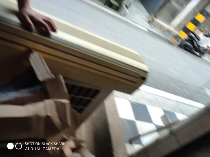 一台伊莱克斯，25挂机空调转让，使用2年，...