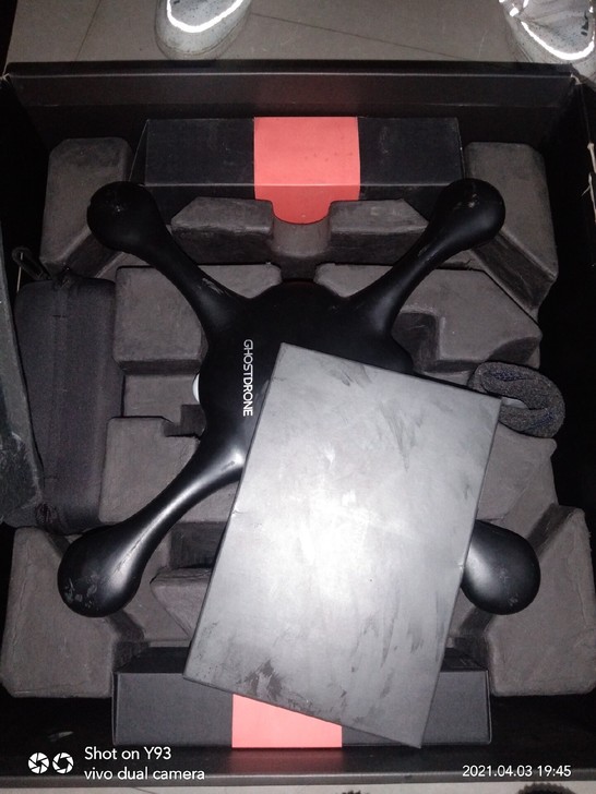 刚买一个月的无人机才玩几次，品牌型号 亿航