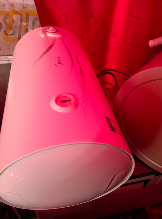 美的热水器50升，自提150，5公里之内包...