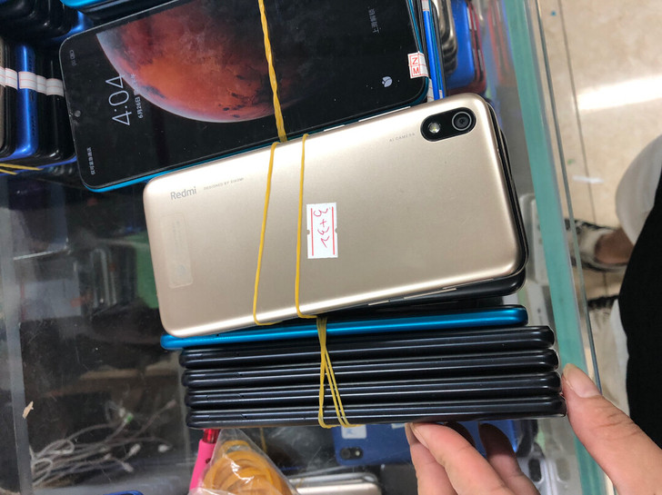 红米7A 智能手机 晨曦蓝 土豪金 3GB...