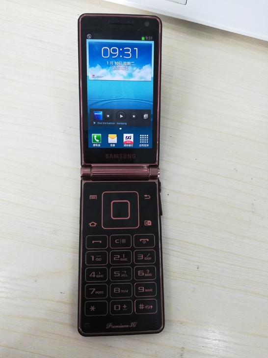 三星w2013运行内存16G 功能正常 屏...