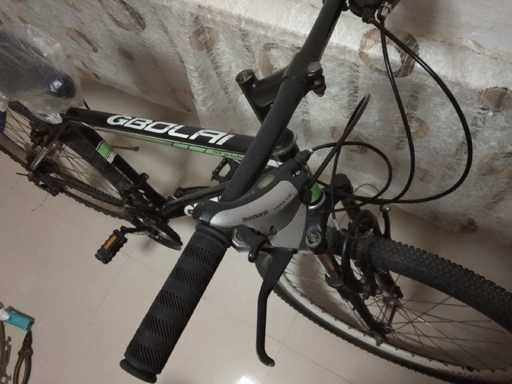 金铂来26型山地变速自行车