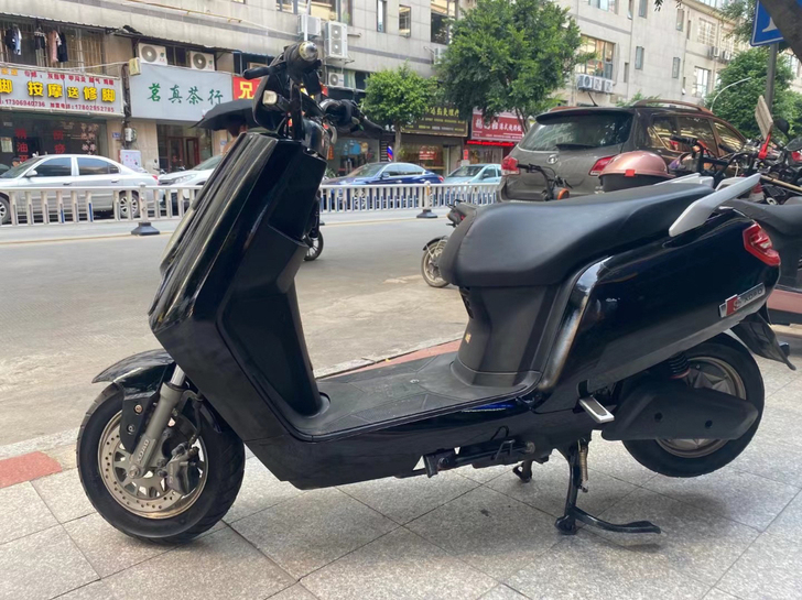 漳州芗城区牌 小刀电动车 急出 要离开漳州了