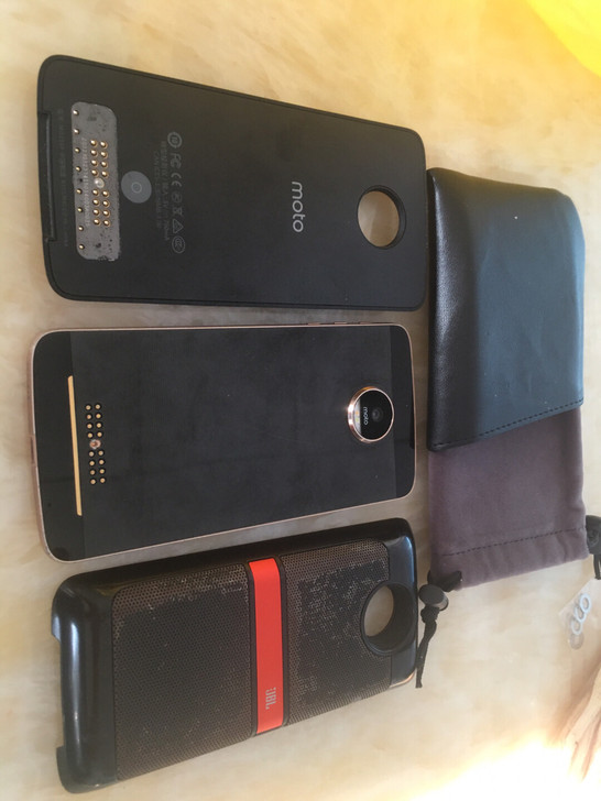 摩托罗拉z手机 4+64 带音响模块 投影...