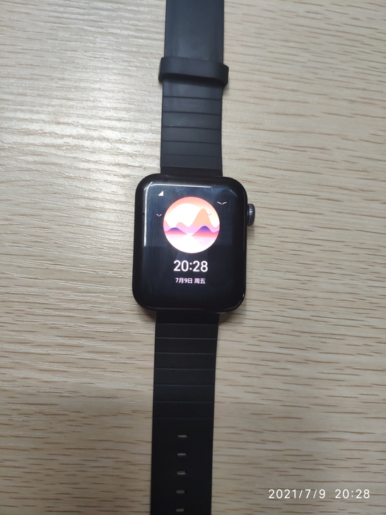 小米手表 9新 屏幕右下角有磕碰 功能正常...