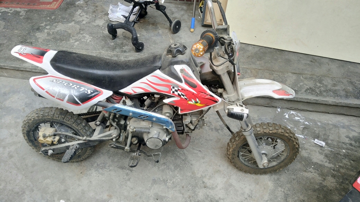 小型山地越野高赛摩托车 排量:100cc ...