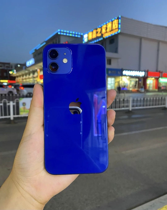 苹果12蓝色  128G 用不惯苹果，低价...