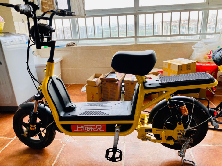 99全新上海永久锂电池电动车，大电池，跑外...