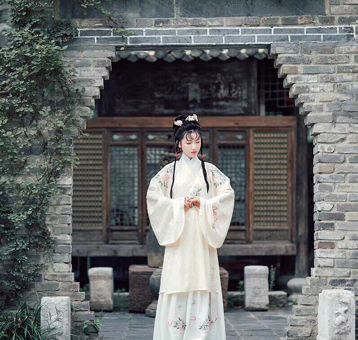 池夏 汉服 湘云 一套 全新全新 吊牌在 ...