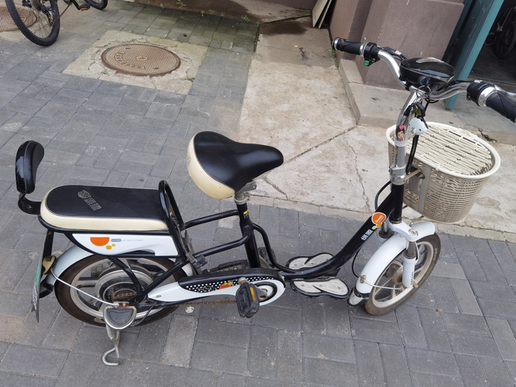 绿源锂电电动车，2016年入手，但几乎没怎...