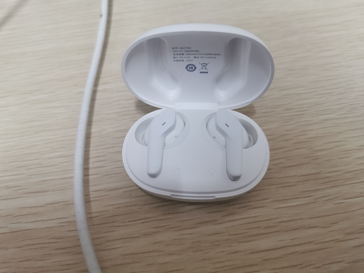 出网易云蓝牙耳机，因为买了别的，所以闲置了...