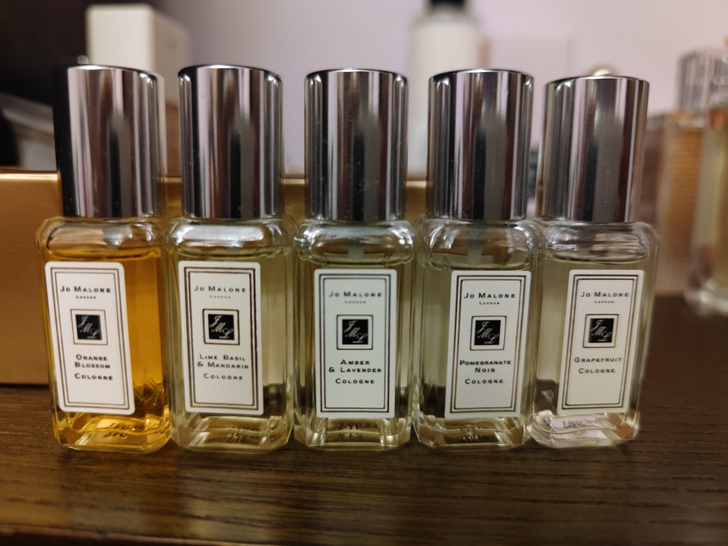 一套出，每个9ml，祖马龙香水。仅试用