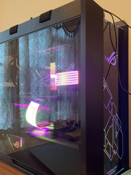 ROG全家桶 太阳神套 装机不到一个月