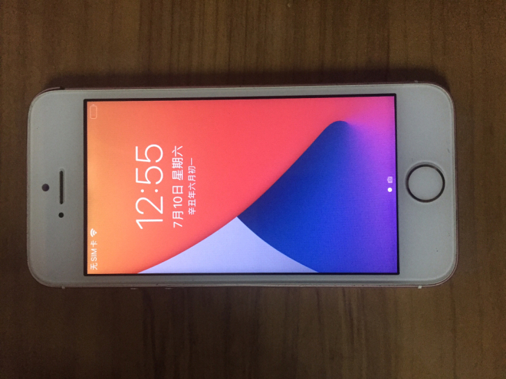 iPhoneSE苹果手机,A9处理器跟6S...