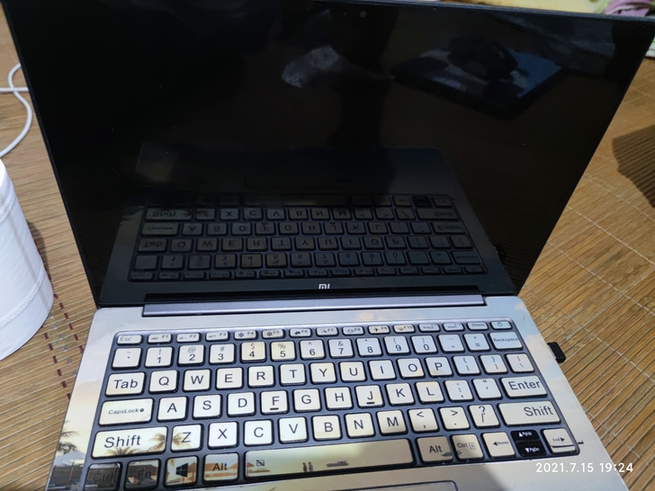 小米笔记本air13.3 i7-8550u...