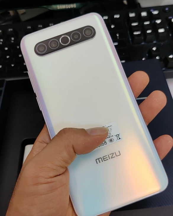 魅族17 8GB+128GB AG 梦幻独...