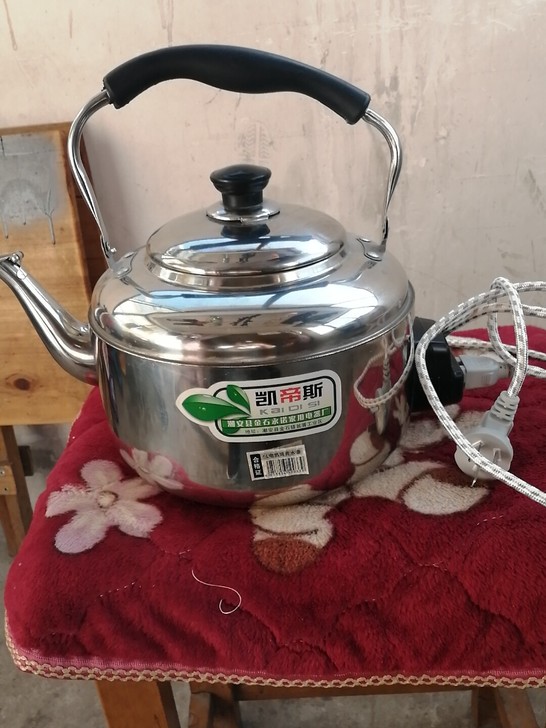 出售几乎全新电水壶