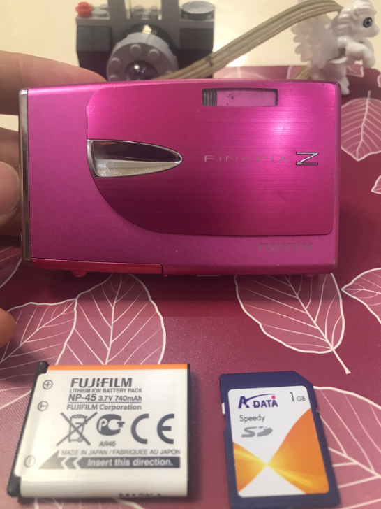 富士Z20fd经典卡片滑盖数码相机，成色请...