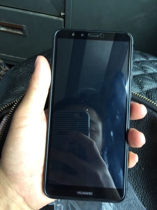 华为畅享8p，老人使用合适