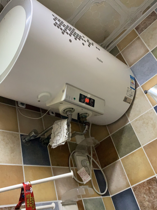 品牌型号 海尔60升热水器