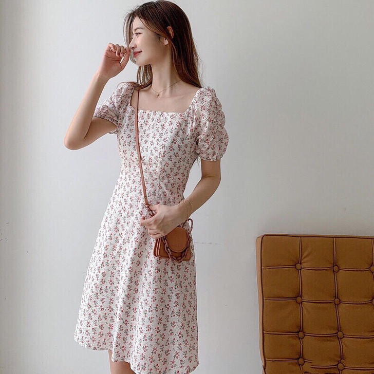 2021夏季新款碎花气质法式复古浪漫仙女裙...
