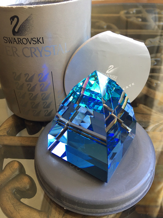 施华洛世奇水晶镇纸 4*4*6厘米，收藏版...