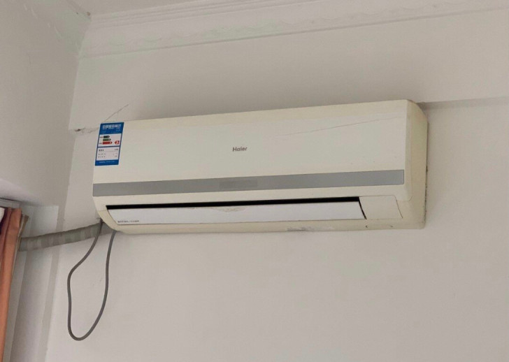 因回家发展。空调便宜卖给钱就甩。